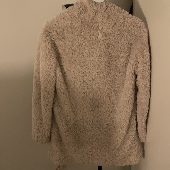 Aritzia jacket ✨ - Picture 6 of 6